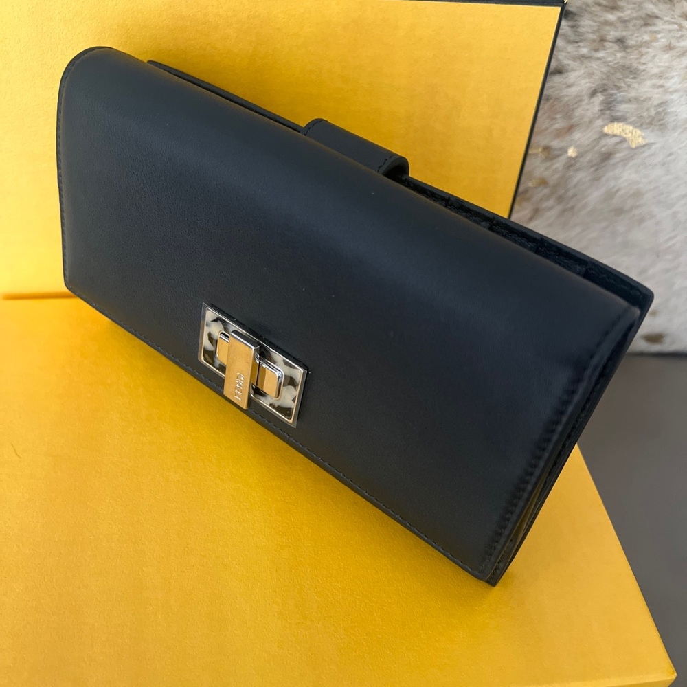New with tags Fendi  Tri-Fold Peekaboo Sellerie wallet